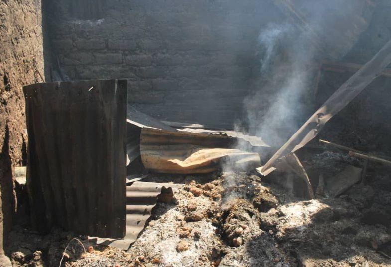 Fulani-militanten staken honderden huizen in brand